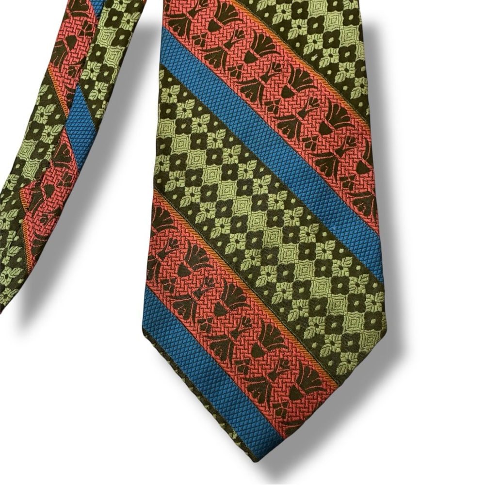 Vintage tie in a geometric pattern of green blue orange & brown hues - Picture 3 of 6